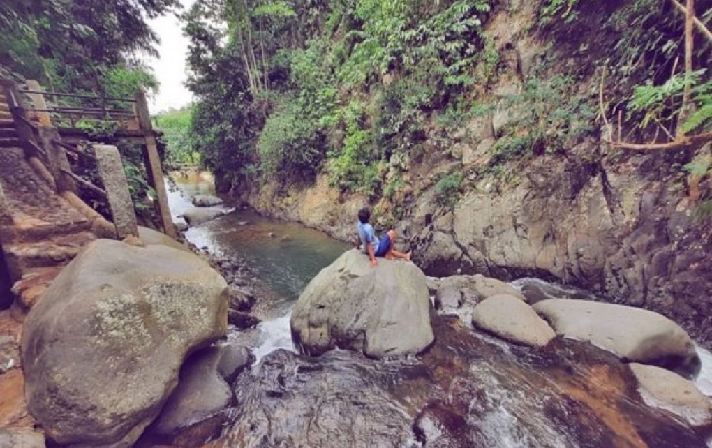 6 Tips Hiking Ceria ke Curug Leuwi Asih Bogor, Cocok buat Newbie