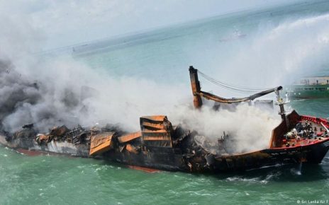 Karamnya Kapal Pembawa Bahan Kimia Ciptakan Bencana Ekologi