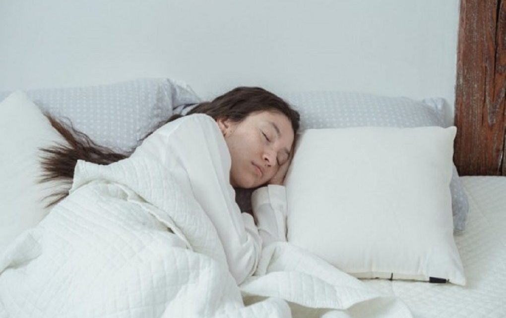 Ketahui 6 Penyebab Tidur Ngiler